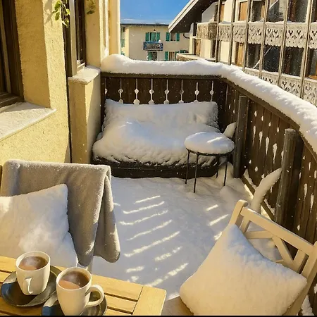Escape In Breathtaking View Mont-blanc Chamonix